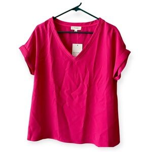 Eesome Fuchsia V-Neck Short Sleeve Tee